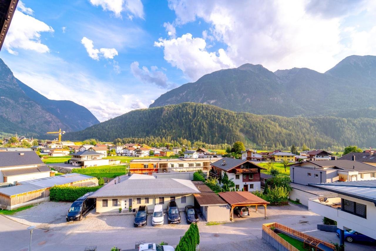 Urlaubsplatzl Appartements Oetz Exterior foto